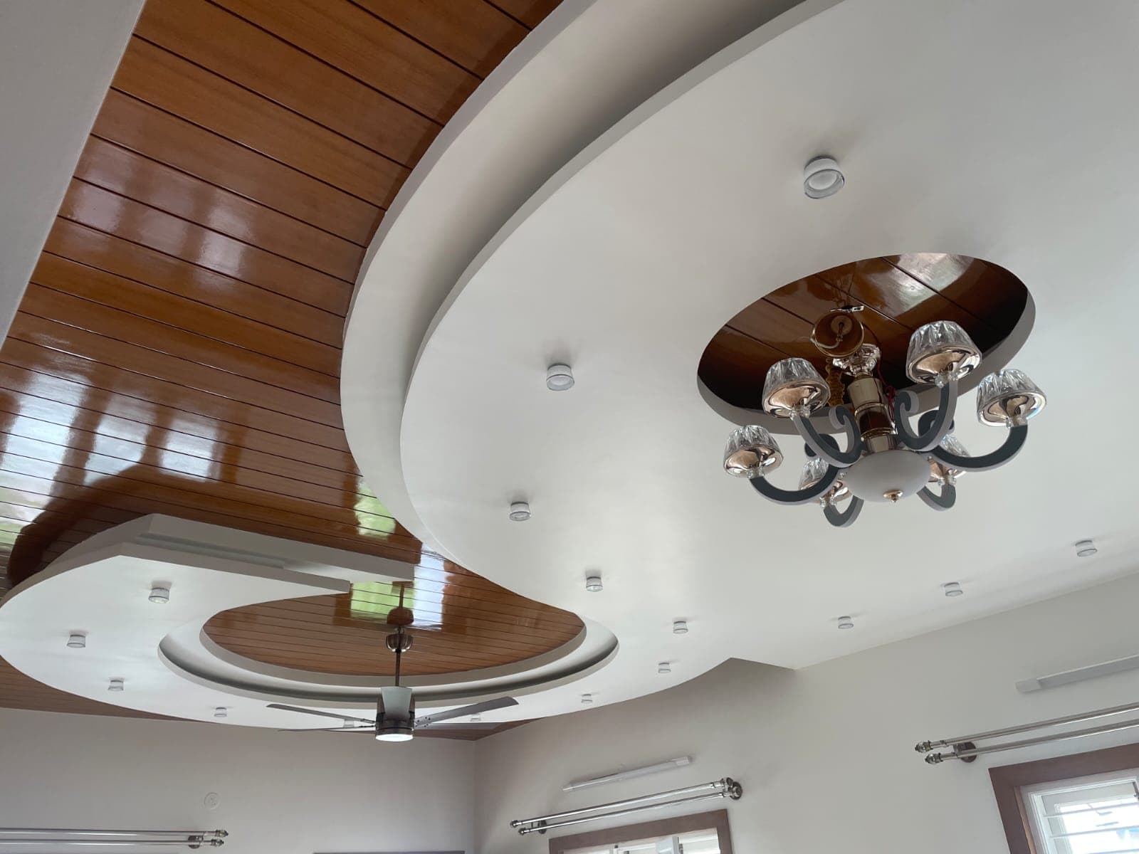 Custom POP and false ceiling interior work by Bhat Bhai Builders