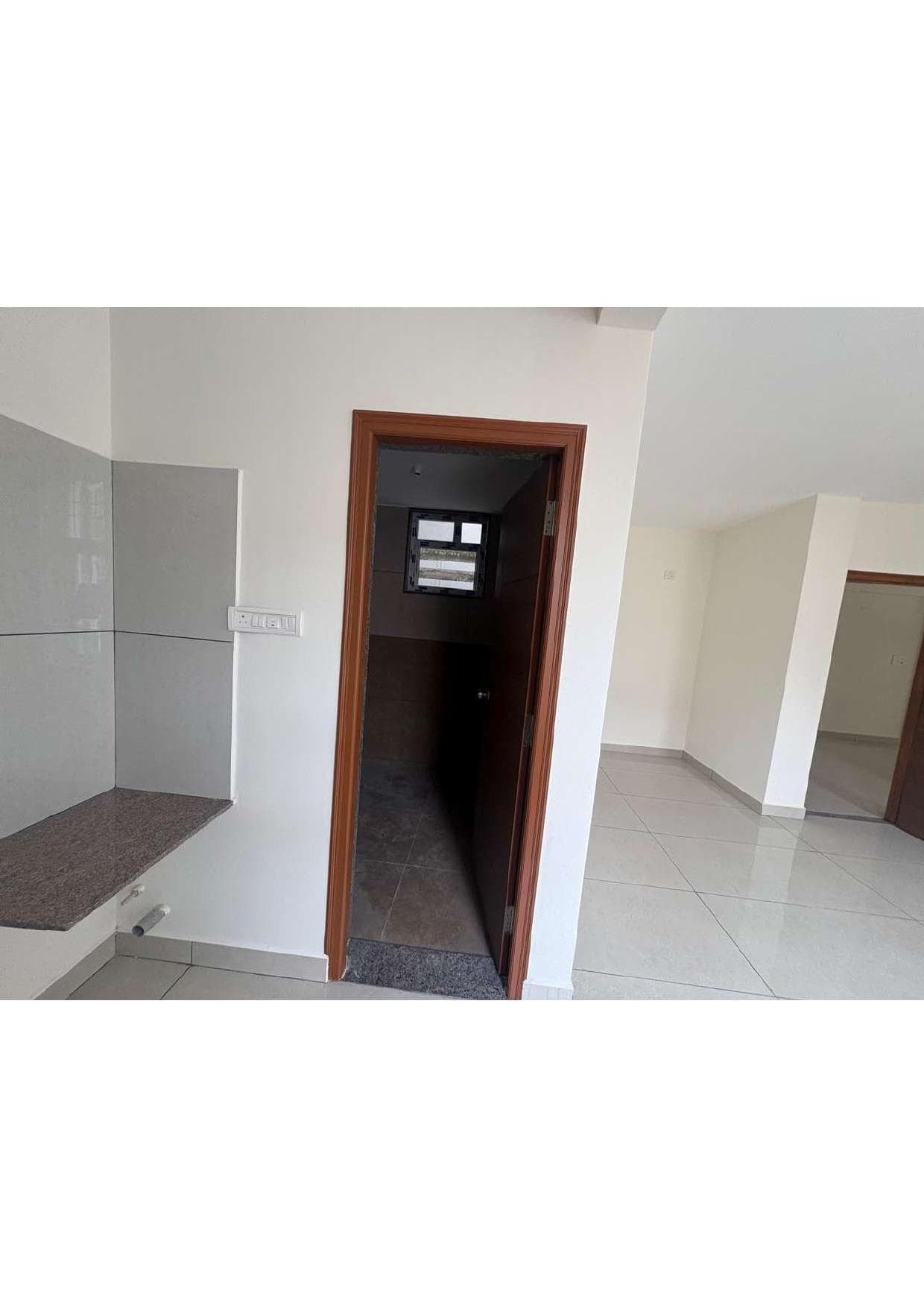 Corridor & Washroom Foyer