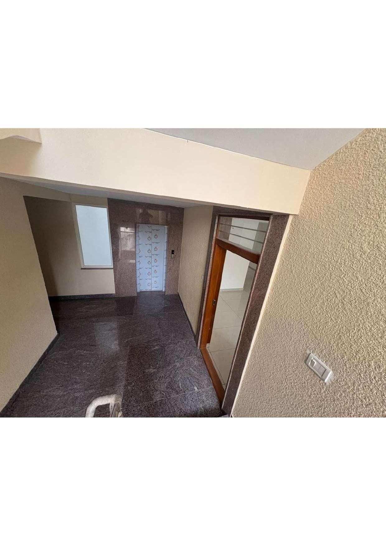 Elevator Lobby & Landing